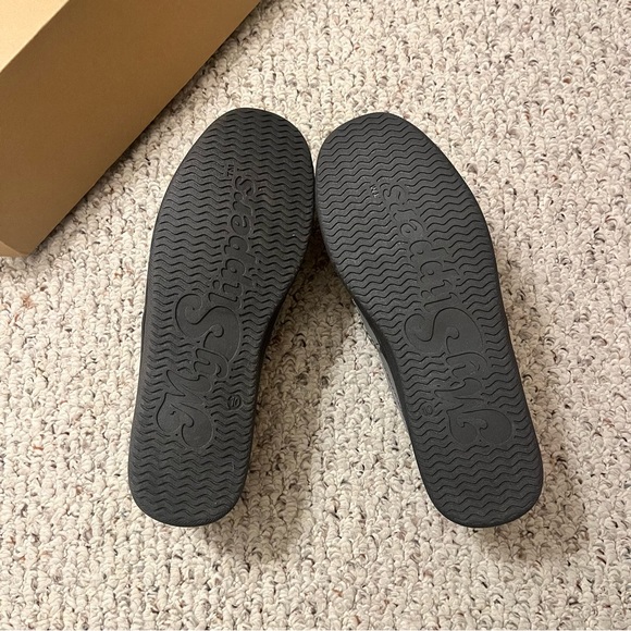 NEW IN BOX My Pillow My Slippers Women’s Slip Ons - Picture 8 of 10